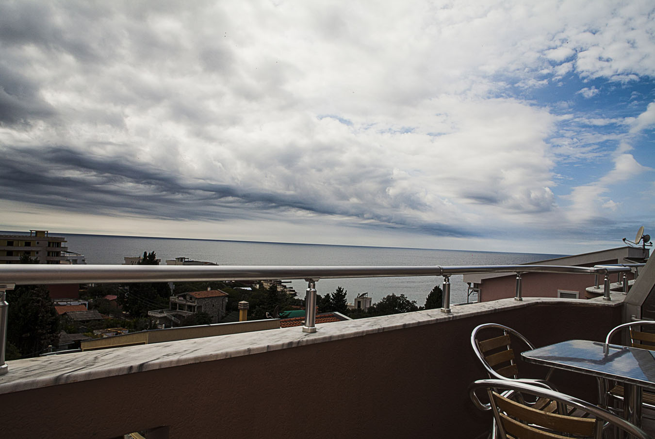 apartman sa pogledom na more